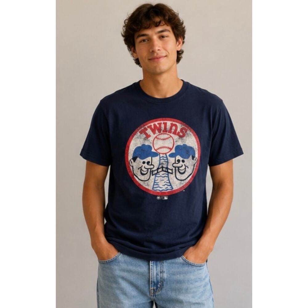 47 Minnesota Twins Vintage Logo Graphic T-Shirt Men’s Medium Navy MLB Tee